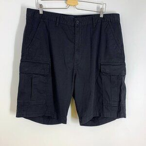 Levi's‎ Men's Carrier Cotton Classic Cargo 9.5" Inseam Shorts Size 38